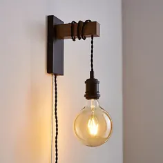 Fulton Easy Fit Plug در نور دیوار