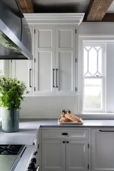 کابینت های سفید با آجر سفید Backsplash - انتقالی - آشپزخانه
