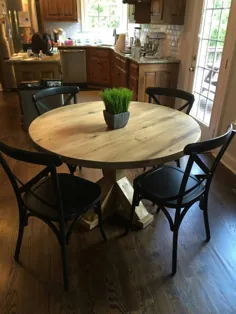 میز گرد ، میز آشپزخانه ، میز چوبی اصلاح شده