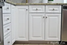 نحوه رنگ آمیزی کابینت های آشپزخانه خود برای پایان صاف و نقاشی شده |  11 مگنولیا لین