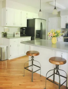 گنجه های آشپزخانه نقاشی شده با گچ: از بلوط عسلی تا سفید