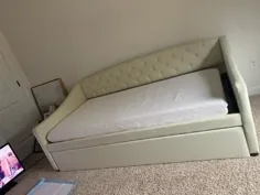 تختخواب متحرک روفرشی Zoey Tufted With Trundle ، Charcoal ، ساخته شده توسط Hillsdale Living Essentials - Walmart.com