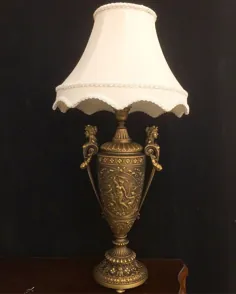 #lampshade #instagood #instahome #designinterior #homedecoration #instalike #jamezarin #jamezaringallery ##اباژور #چیدمان_منزل #چیدمان #دکوراسیون #گالری_جام_زرین