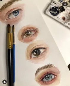 نقاشی چشم‌های رنگی