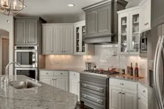 آشپزخانه با کابینت های سفید و خاکستری - انتقالی - آشپزخانه - زغال چوب بنیامین مور کندال - خانه های گونیا
