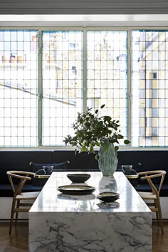 apartment آپارتمان مدرن و روشن در پاریس با پنجره های ویترای و نقاشی دیواری جالب ◾ عکس ها ◾ ایده ها طراحی