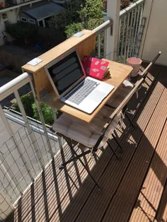 من یک میز بالکن برای کار در زیر آفتاب ساخته ام.  تصویری از چیزی مشابه را یک بار دید و تصمیم گرفت آن را از روی حافظه و تخیل بسازد.  متناسب با دو لپ تاپ است و به راحتی قابل جابجایی است.  شما چی فکر میکنید؟