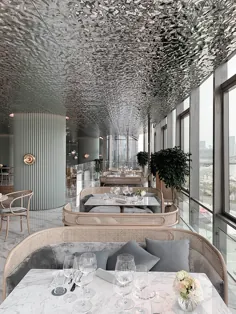 استودیوی wuji سقف انعکاسی مانند رودخانه را در رستوران "dream •" در چین نصب می کند