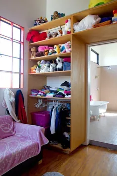 Hang Ups: راه حل های ذخیره سازی برای اتاق های کودکان بدون کمد