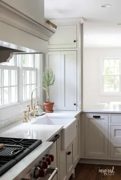 Bayberry Kitchen Remodel Reveal - الهام گرفته از Charm Kitchen Makeover