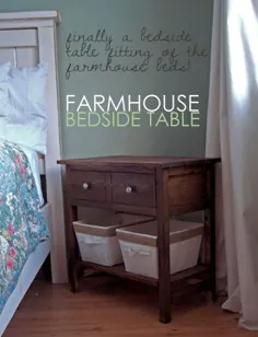 میز کنار تخت خواب خانه مزرعه