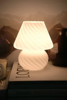 Vintage Find: Murano Lamps »teetharejade