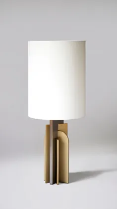 چراغ رومیزی هندسی با سایه سفید