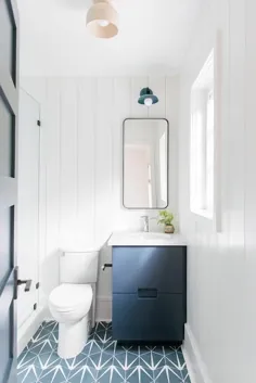 کاشی کف اتاق پودر سفید و آبی - انتقالی - حمام