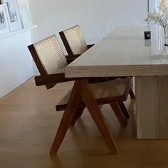 خانه کلود در اینستاگرام: "خانه زیباstellasimona با میز ناهار خوری تراورتن"