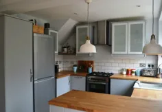 قبل و بعد: 1970s آشپزخانه بازسازی هر اینچ را به کار می گذارد