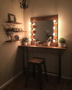 آینه غرور آرایشی DIY Rustic با چراغ