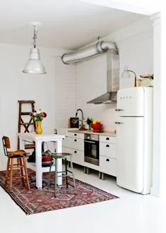 20 ایده دکوراسیون برای اینکه آشپزخانه کوچک شما احساس بزرگی کند