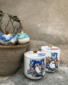 در انتظار بهاريم 🌸🌺 #بهار #نوروز_باستانی #spring #norooz #iran #giftshop #modernart #ceramics #underglazepainting #handicrafts #lifestyle @miranaam_ceramic