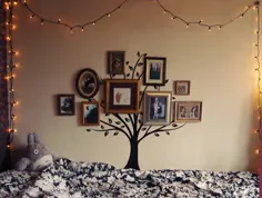 نقاشی واقعی یک درخت خانوادگی بر روی دیوار شما