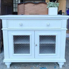 Vintage Dresser in Annie Sloan Duck Egg Blue - قبل و بعد -