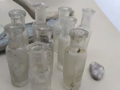 بطری تریاک باستانی. بطری های شیشه ای آنتیک مینی ویال های کوچک قدیمی |  اتسی