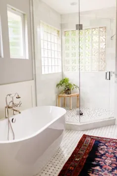 حمام با دوش گوشه گوشه