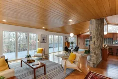 خانه ای در سال 1972 با لیست های استعداد میانه قرن با قیمت 935 هزار دلار در دورهام ، کارولینای شمالی