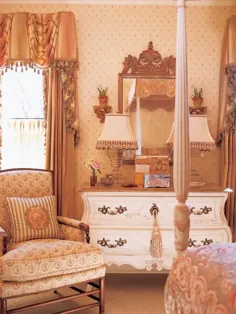 اتاق خواب ویکتوریایی هلو با وسایل زیبا