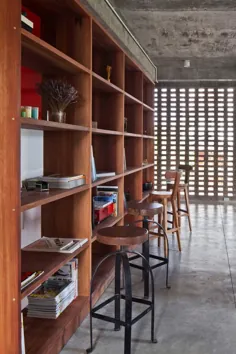 خانه حومه گرمسیری - بازنگری در نوع شناسی خانه چوبی استوانه ای جنوب شرقی آسیای جنوبی
