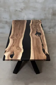 میز لبه زنده شخصی شده ساخته شده از چوب گردوی اروپا |  اتسی