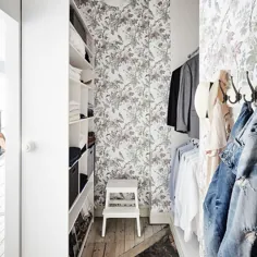 کاتیا اس. |  estilo nórdico در اینستاگرام: “Pequeño walk in closet con papel floral، más info en el blog #delikatissen؟  entrancemakleri ”