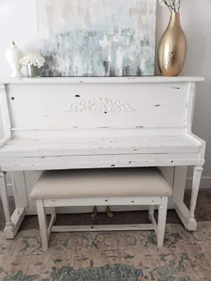 گچ پیانو نقاشی شده - دکور سفید