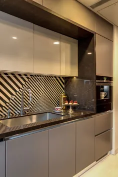 ایده های طراحی آشپزخانه: 7 راه برای افزایش ذخیره سازی در یک فضای جمع و جور