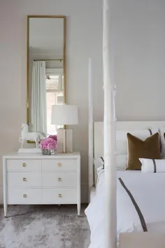 ملافه های هتل سفید و قهوه ای روی تخت سفید شاخه ای - انتقالی - اتاق خواب