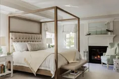 تخت خواب سایبان چوبی قهوه ای با سرتختی روتختی پارچه ای خاکستری - انتقالی - اتاق خواب