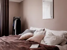 اتاق خواب با رنگ صورتی غبارآلود - طراحی COCO LAPINE
