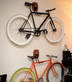 DIY: Suporte minimalista برای محافظت از یک Bike on casa