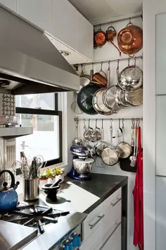 فضای بیشتری می خواهید؟  9 روش نابغه برای بزرگتر شدن یک آشپزخانه کوچک
