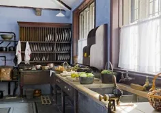 اتاق (های) آشپزخانه دوران گرجستان.  بله ، بیش از فقط یک اتاق!  - شارون لاتان ، رمان نویس