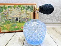 آبی شیشه ای Atomizer Pressed Diamond Patal Teal Bulb Gold |  اتسی