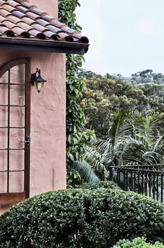 یک خانه معتبر به سبک مأموریت اسپانیایی در سیدنی