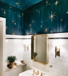 Sterne an die Decke gemalt für ein schönes kleines und schrulliges Badezimmer… - 2019 - حمام دی