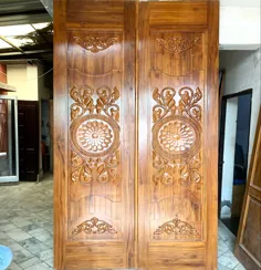 درب تراشیده شده توسط cnc