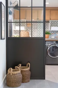 30 ایده ذخیره سازی و سازماندهی هوشمندانه برای اتاق خشکشویی کوچک شما