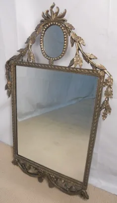 آینه دیواری نقره ای تزئینی بزرگ
