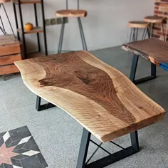 میز جلو مبلی ساخته شده از چوب گردو