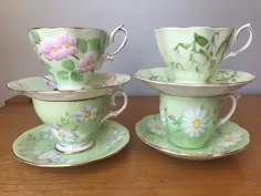 لیوان چای سبز و نعلبکی نعناع سبک ست چای سبز گل دار |  اتسی