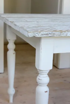 میز ناهار خوری چوبی احیا شده سفید