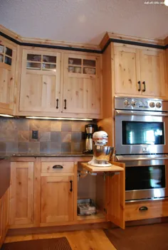 مسابقه: چقدر در مورد کابینت آشپزخانه Knotty Alder می دانید؟